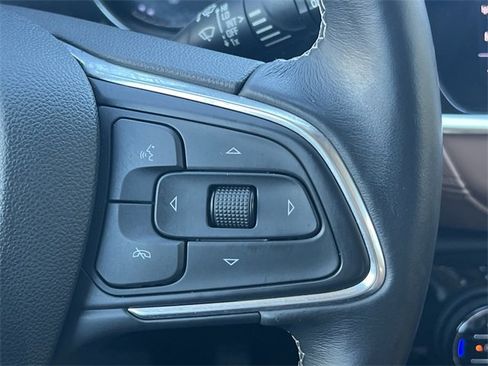 Used 2020 Buick Encore GX Essence w/ Advanced Technology Package image 12