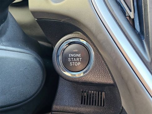 Used 2025 Subaru Crosstrek 2.0i Premium w/ Convenience Package #2 image 31