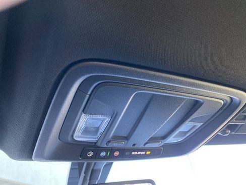 Used 2022 GMC Sierra 2500 AT4 image 45