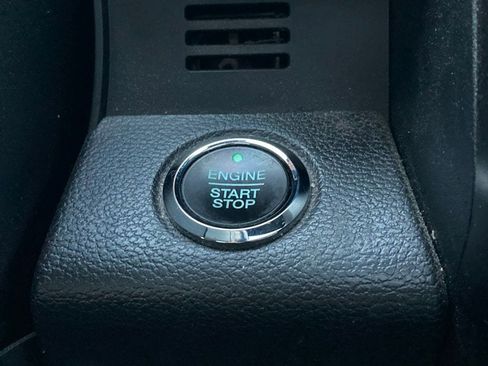 Used 2021 Ford Expedition Max Limited AWD/4WD image 17