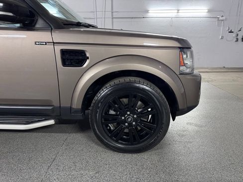 Used 2016 Land Rover LR4 HSE AWD/4WD image 4