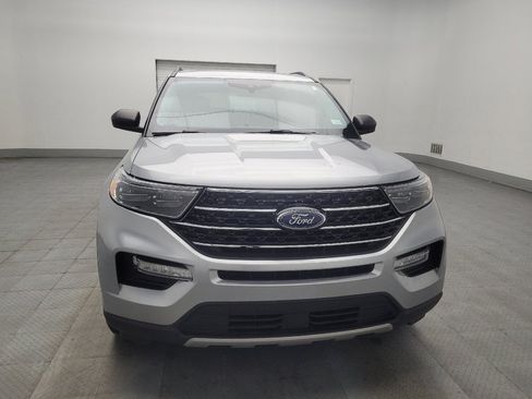 Used 2021 Ford Explorer XLT w/ Equipment Group 202A RWD image 14