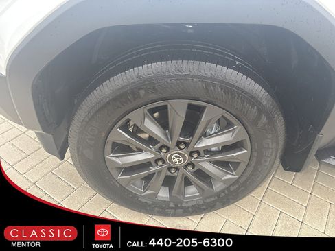 New 2026 Toyota Land Cruiser w/ Premium Package AWD/4WD image 6
