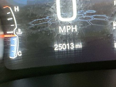 Used 2025 Jeep Compass Trailhawk image 15