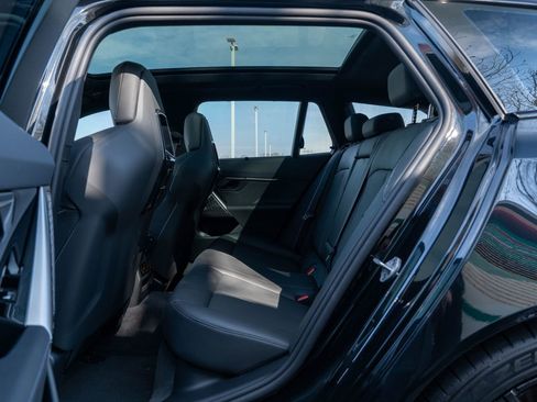 Used 2025 BMW M5 Touring w/ M Driver's Package image 29