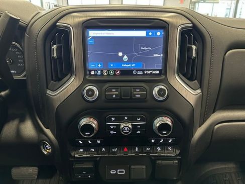 Used 2020 GMC Sierra 1500 Denali w/ Denali Ultimate Package AWD/4WD image 19