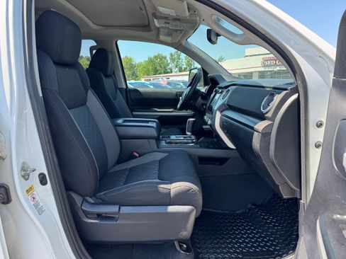 Used 2014 Toyota Tundra SR5 AWD/4WD image 18