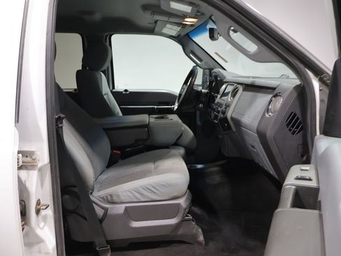 Used 2016 Ford F250 XLT w/ XLT Value Package AWD/4WD image 26