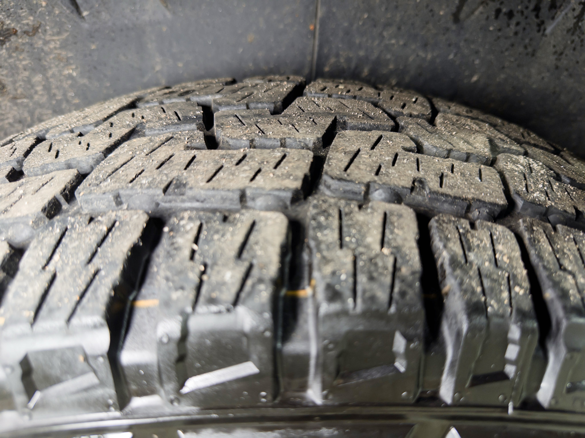 Used 2025 Rivian R1S Premium Dual AWD/4WD image 37