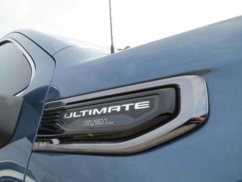 Used 2024 GMC Sierra 1500 Denali Ultimate image 10