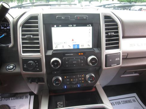 Used 2018 Ford F250 King Ranch w/ King Ranch Ultimate Package AWD/4WD image 26