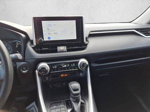 Certified 2025 Toyota RAV4 XLE AWD/4WD image 12
