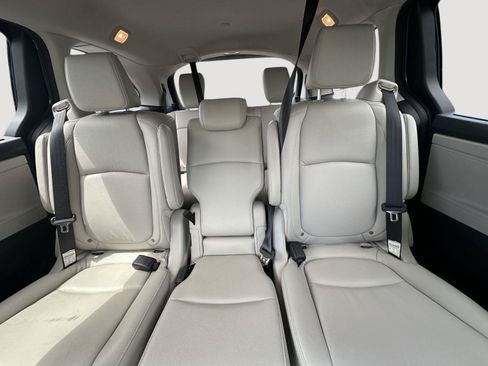 Used 2026 Honda Odyssey EX-L image 12