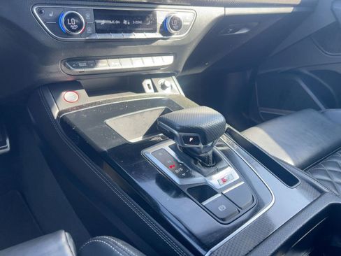 Used 2021 Audi SQ5 Premium Plus w/ Premium Plus Package image 18