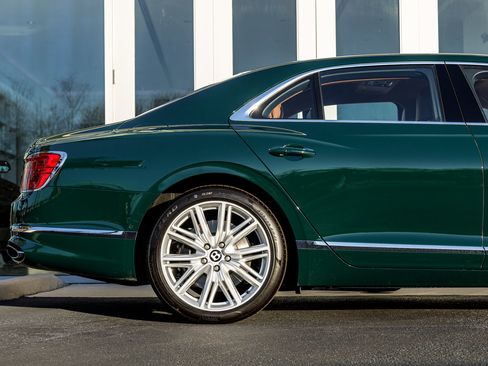 New 2026 Bentley Flying Spur Plug-In Hybrid image 20