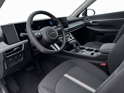 New 2026 Hyundai Sonata SE FWD image 14