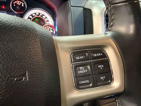 Used 2017 RAM 1500 Laramie AWD/4WD image 25