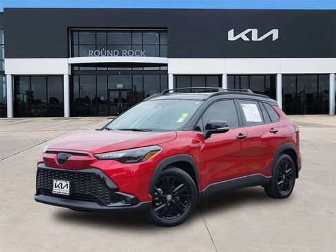 Used 2025 Toyota Corolla Cross AWD Hybrid image 1