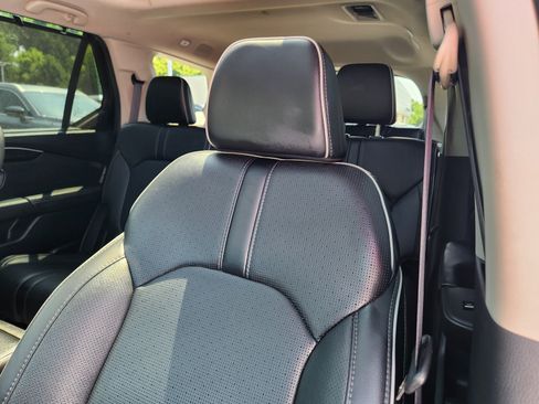 Used 2023 Honda Pilot Elite image 11