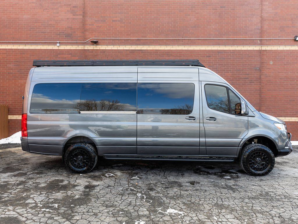 Used 2025 Mercedes-Benz Sprinter 2500 image 23