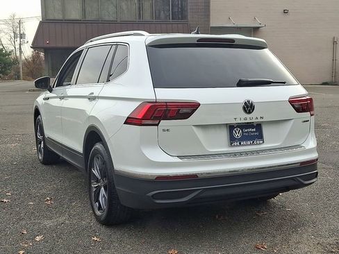 Certified 2023 Volkswagen Tiguan SE image 8