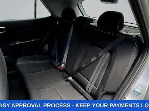 Used 2025 Hyundai Venue SEL FWD image 29