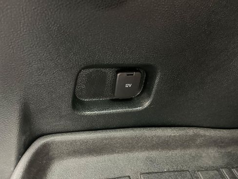 Certified 2019 Ford Edge SE w/ Cargo Accessory Package AWD/4WD image 25