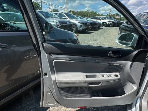 Used 2009 Volkswagen Jetta SEL FWD image 9