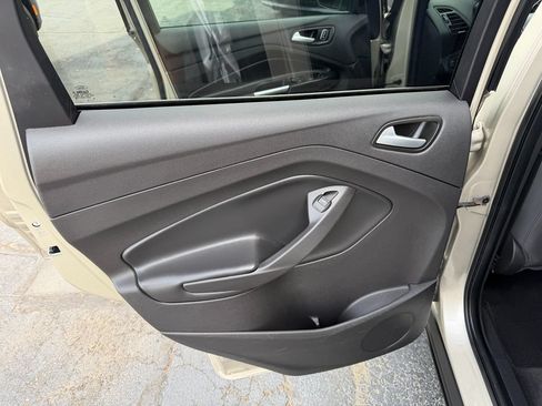Used 2018 Ford Escape SE AWD/4WD image 29