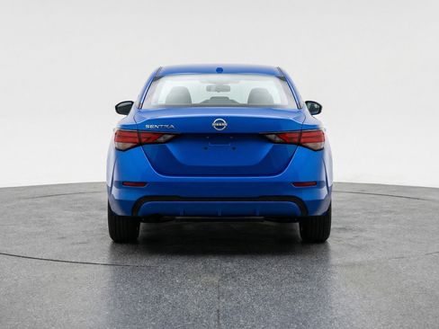 Used 2025 Nissan Sentra SV FWD image 7