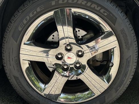 Used 2008 Pontiac G6 GXP w/ Sun And Sound Package image 12