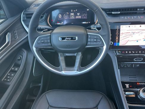 New 2026 Jeep Grand Cherokee L Limited AWD/4WD image 14