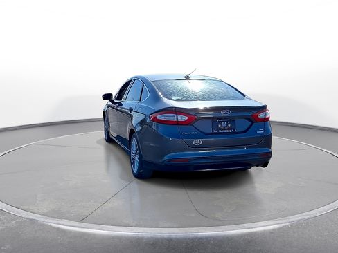 Used 2016 Ford Fusion SE w/ Equipment Group 202A FWD image 7