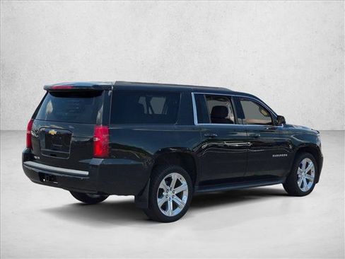 Used 2017 Chevrolet Suburban LS AWD/4WD image 5