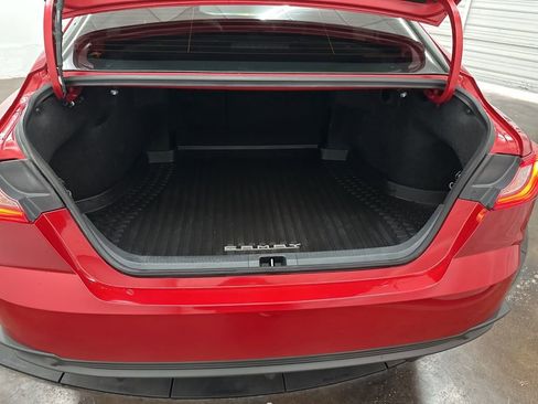 Used 2025 Toyota Camry SE image 27