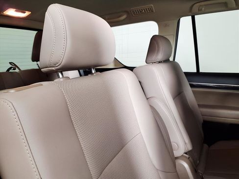 Used 2020 Lexus GX 460 Premium image 13