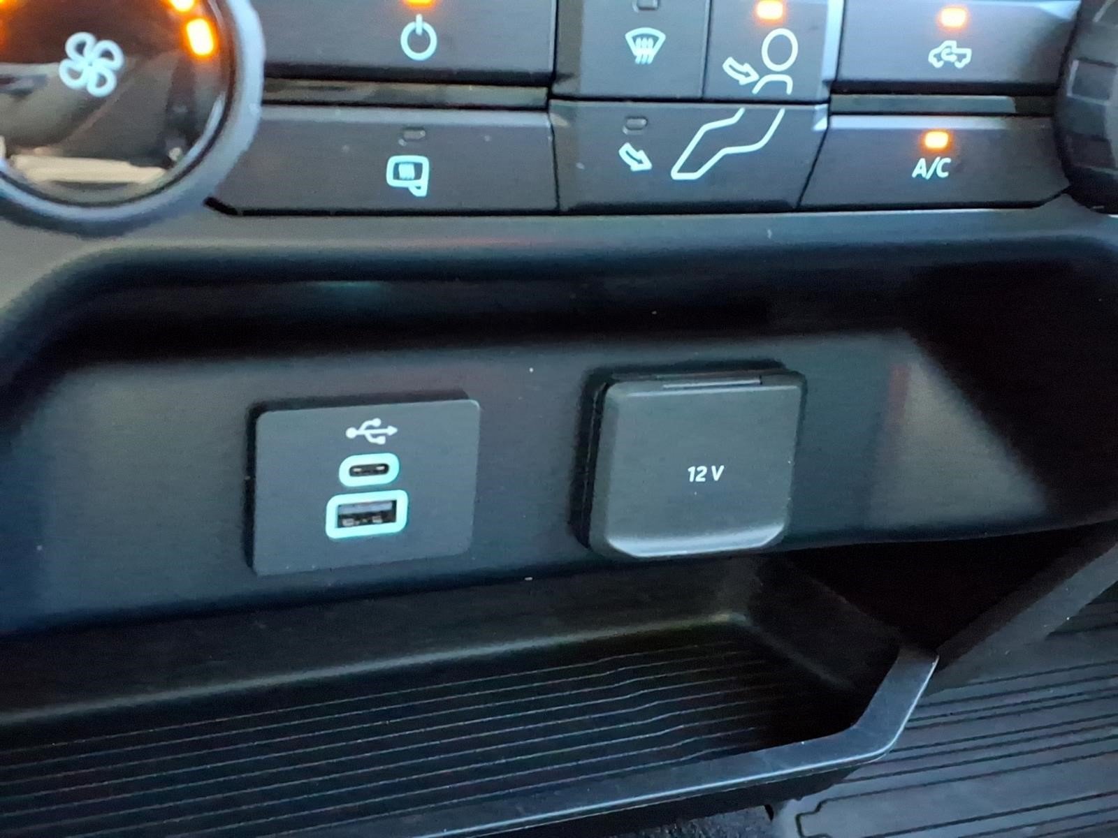 Used 2024 Ford F350 XLT AWD/4WD image 14