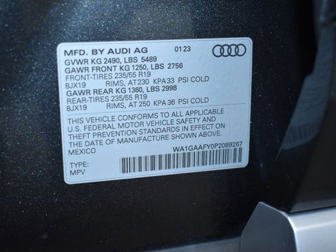 Used 2023 Audi Q5 2.0T Premium w/ Convenience Package image 36