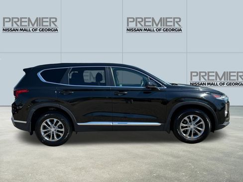 Used 2020 Hyundai Santa Fe SE image 4