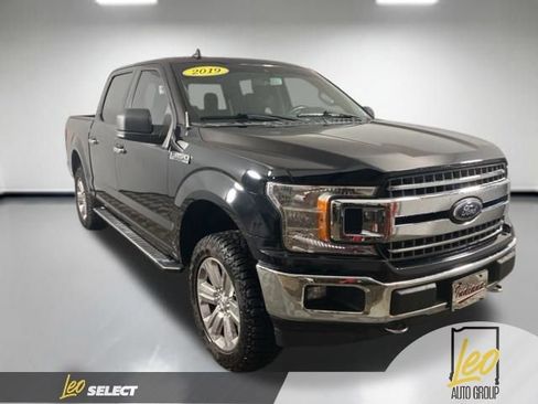 Used 2019 Ford F150 XLT w/ Equipment Group 302A Luxury image 9