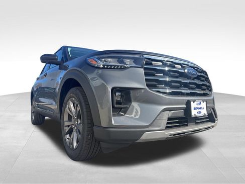 New 2026 Ford Explorer Active w/ Active Comfort Package AWD/4WD image 9