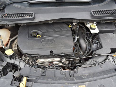 Used 2018 Ford Escape SE FWD image 34