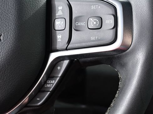 Used 2025 RAM 1500 Big Horn AWD/4WD image 32