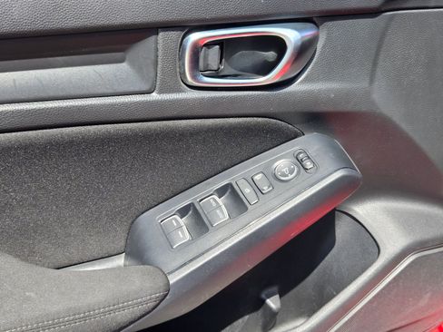 Used 2024 Honda Civic Sport image 11