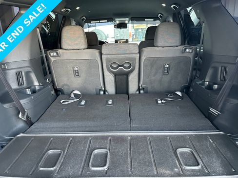 Used 2023 Honda Pilot Sport image 15
