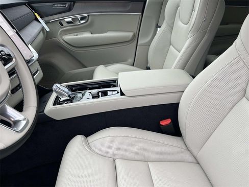 Certified 2026 Volvo XC90 B6 Ultra AWD/4WD image 25
