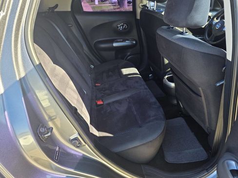 Used 2011 Nissan Juke SV image 18