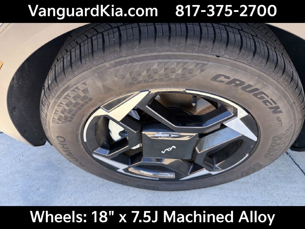 Certified 2026 Kia Sportage EX w/ EX Panorama Roof Package FWD image 22