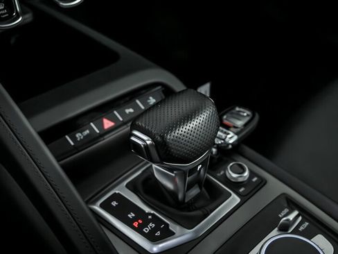 Used 2023 Audi R8 V10 performance image 35