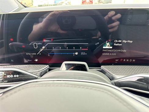 Used 2025 Cadillac Escalade V w/ LPO, ONYX Package image 29